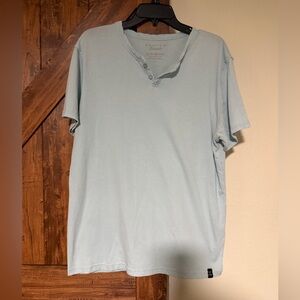 Lucky Brand Pale Blue Short-Sleeve Notch Henley Men Size L